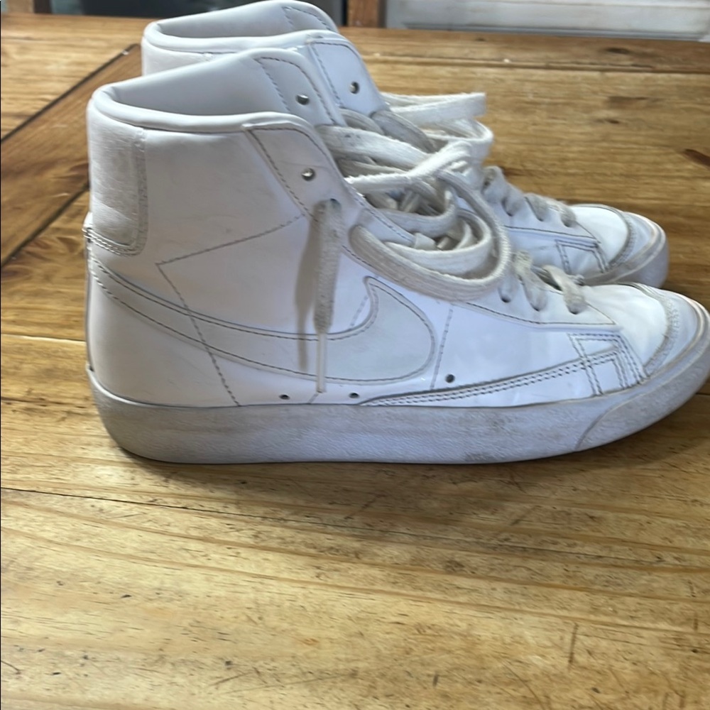 Nike all white blazers